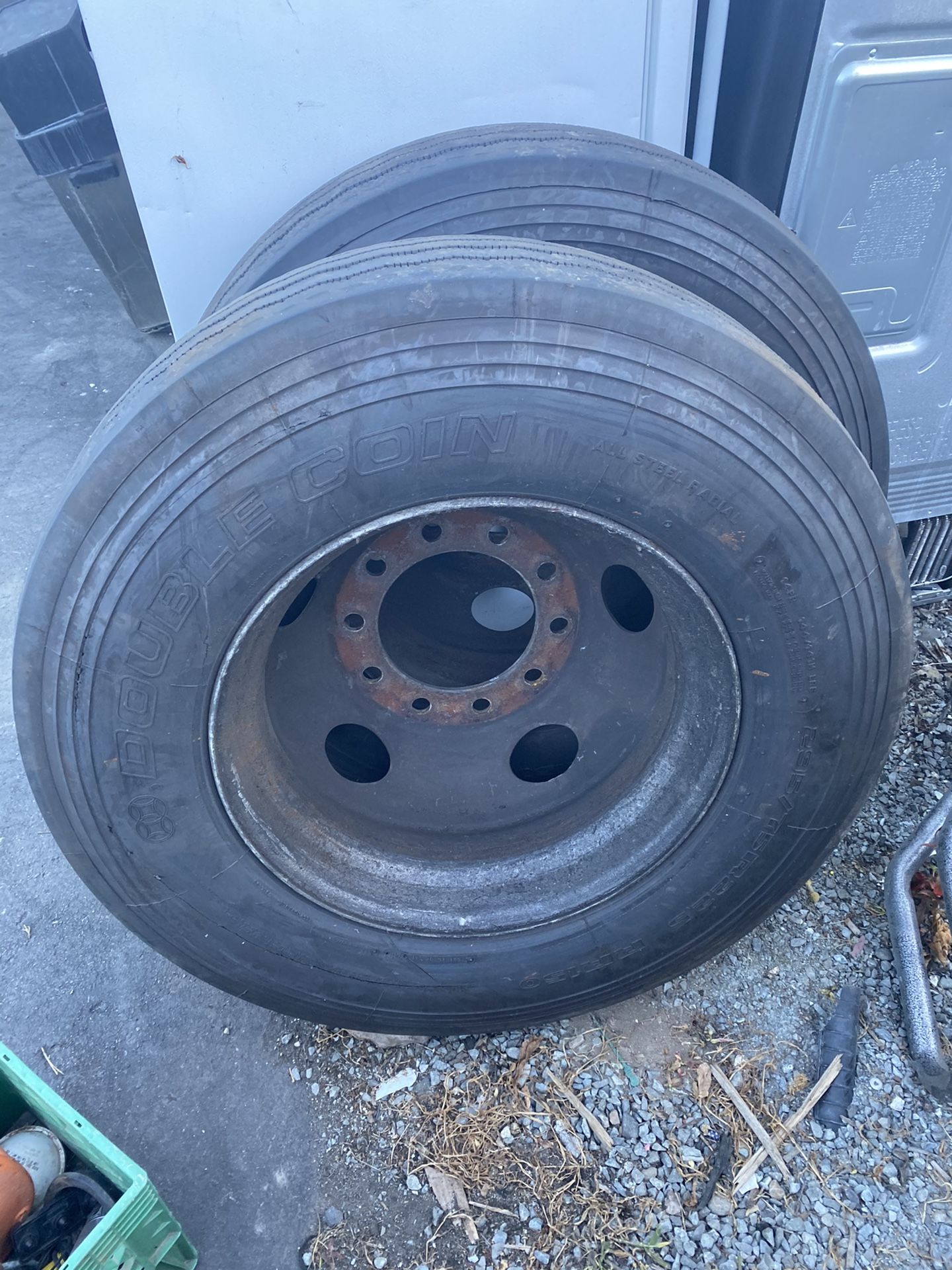 295/75/22.5 r steer tires for Sale in Puyallup, WA - OfferUp