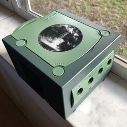 Nintendo GameCube • Retro Console.