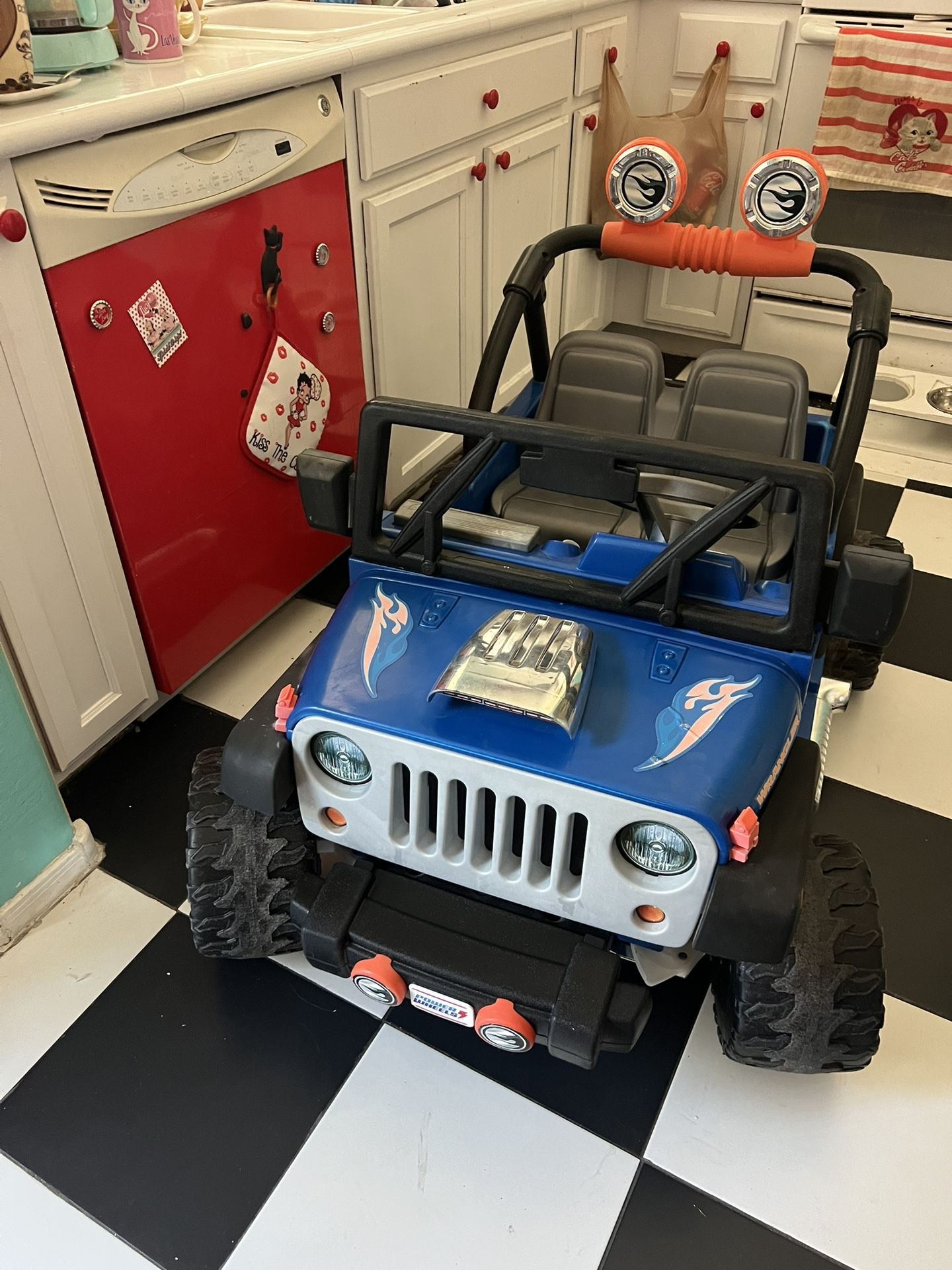 Power Wheels Hot Wheels Jeep Wrangler