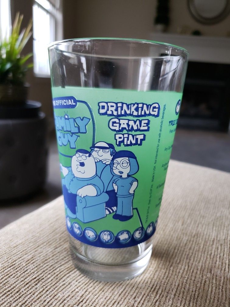 2004 The Official FAMILY GUY Drinking Game Pint Glass, Humor Funny Gift EUC