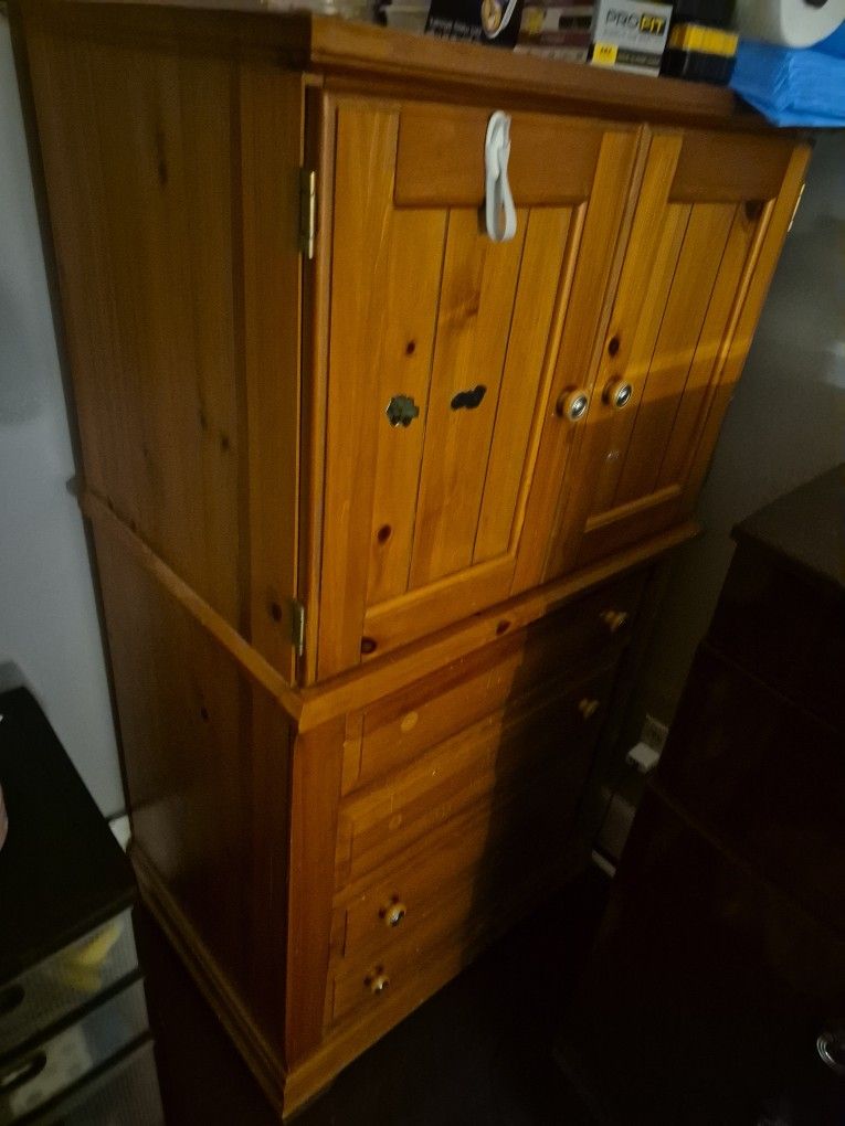 Antique Wordrobe Dresser With End Table Stand/ Dresser!!
