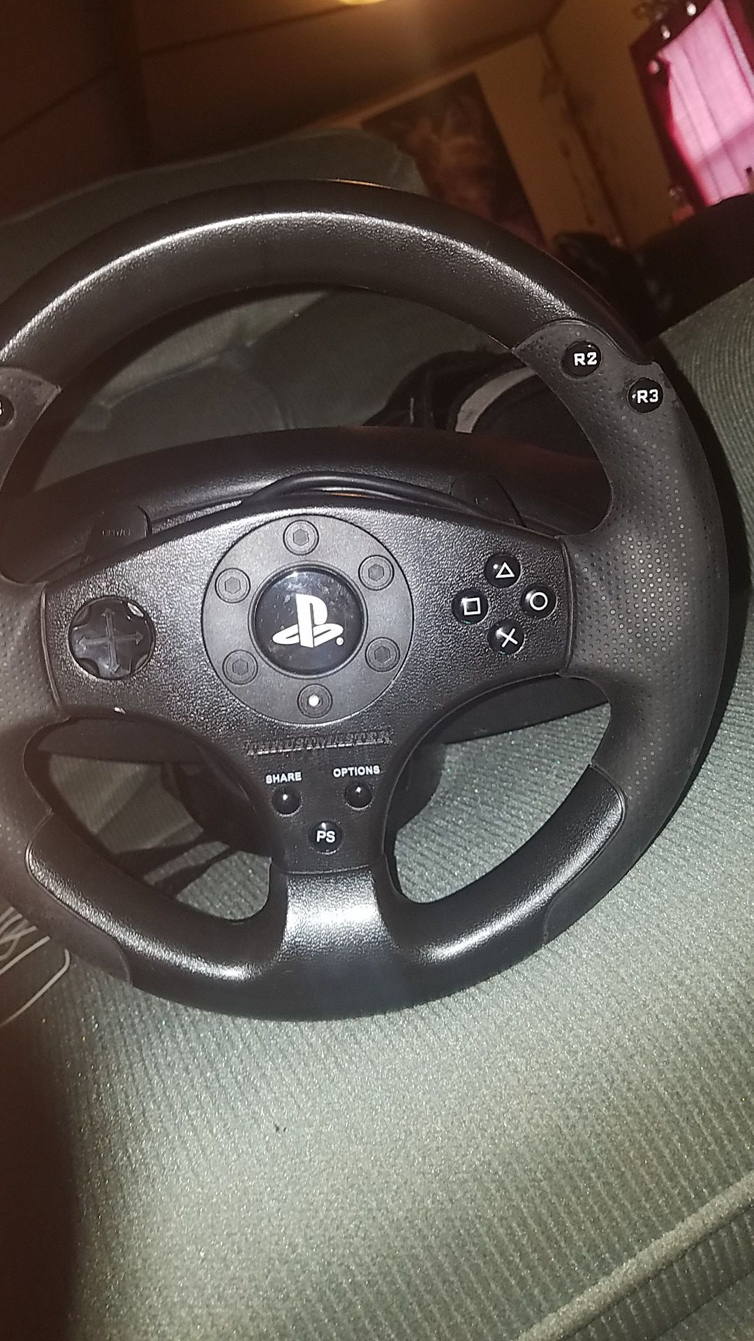 PS4 steering wheel with pedals Thrustmaster Pick Up Only