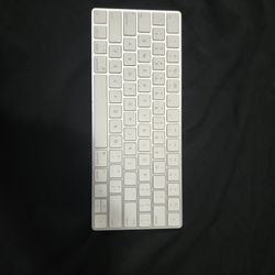 Apple Magic Keyboard 