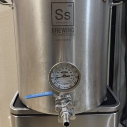 Large Stainless Steel Multi-Purpose Kettle w/ Thermometer & Valve