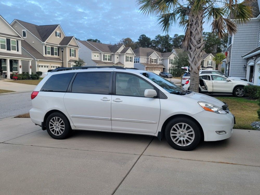 2008 Toyota Sienna