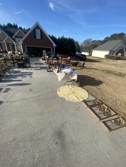 YARD SALE - Feb. 20th (9:00am - 6:30pm)