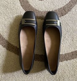 Women’s Shoes Clarks Size 7.5