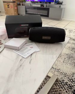 New Small portable speaker