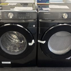 Samsung 4.5 Cu. Ft. Front Load Washer/Electric Dryer