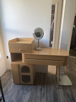 Makeup Desk