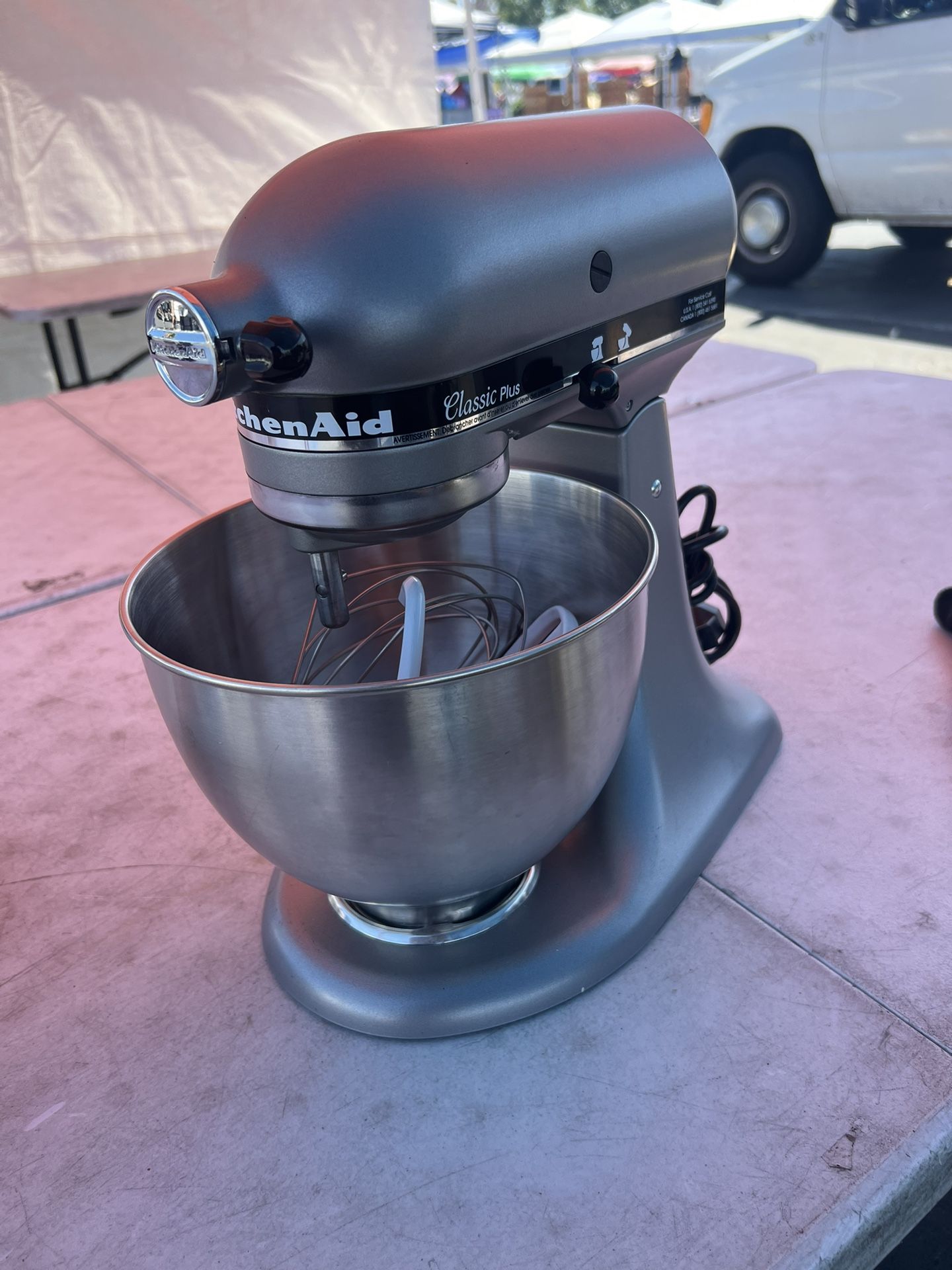 Kitchen Aid Classic Plus Stand Mixer