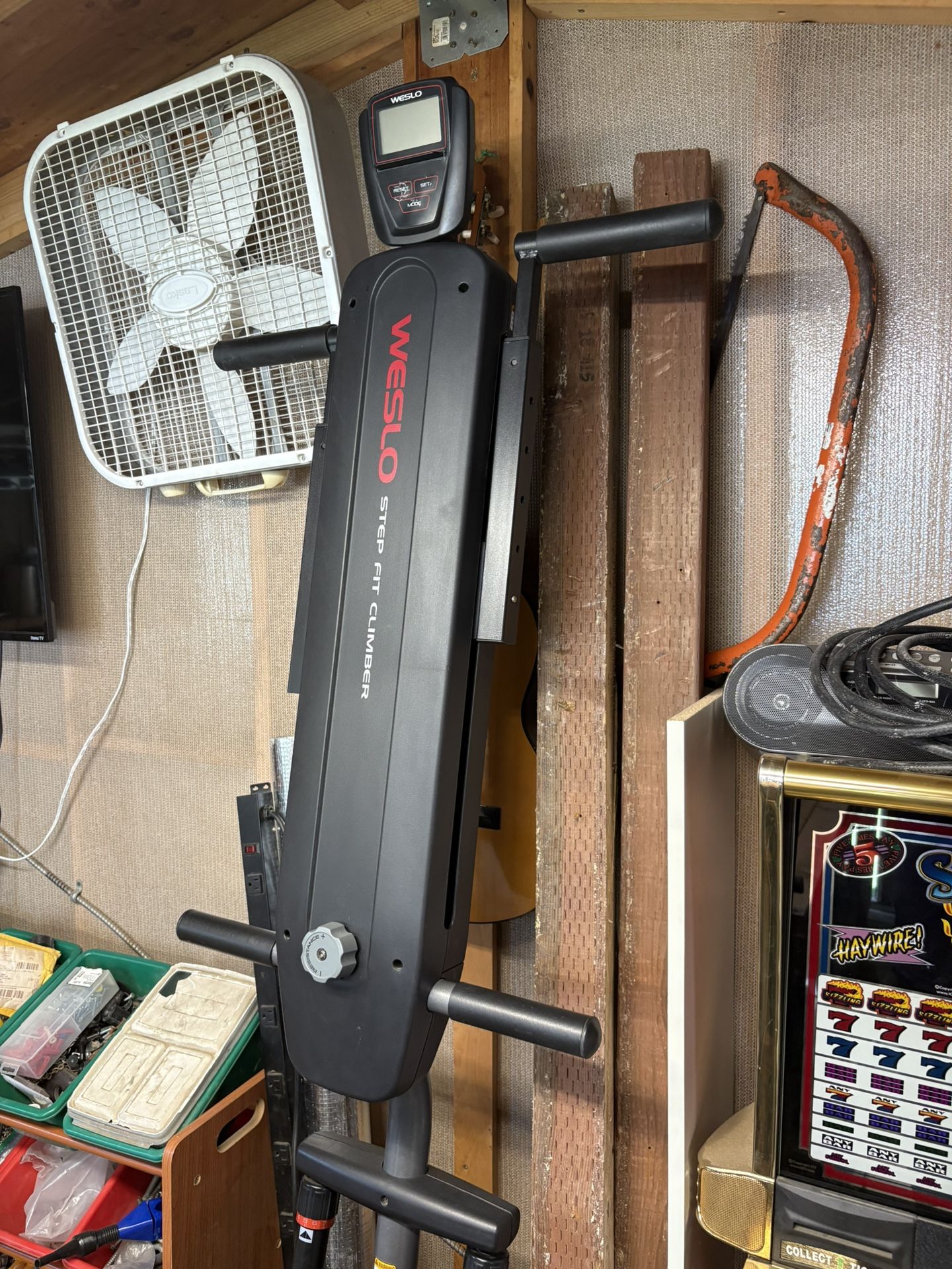 WESLO STEP FIT CLIMBER