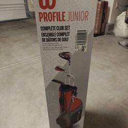 Brand new Wilson Profile Junior Complete Golf Club Set For kids W/Bag