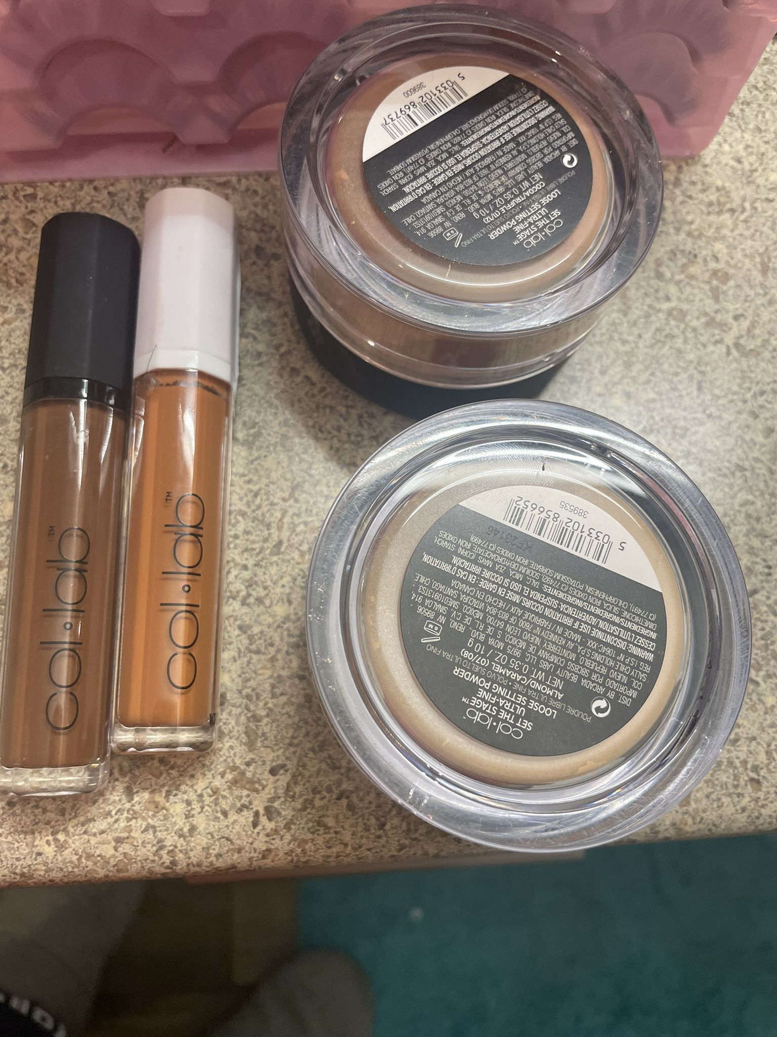 Concealer And Powder