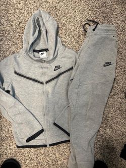 Nike tech