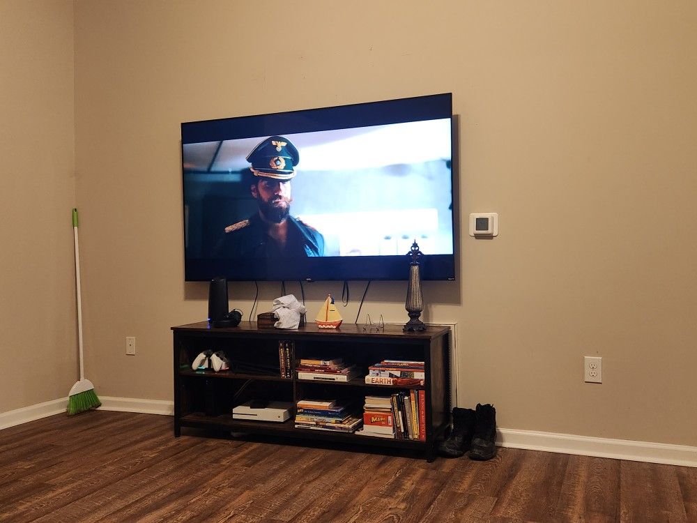 72" Flat-screen TV & Entertainment Table