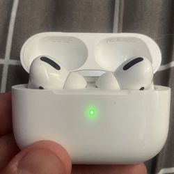 AIRPOD PROS!