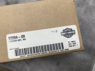 Harley VRSF Muscle Mirror