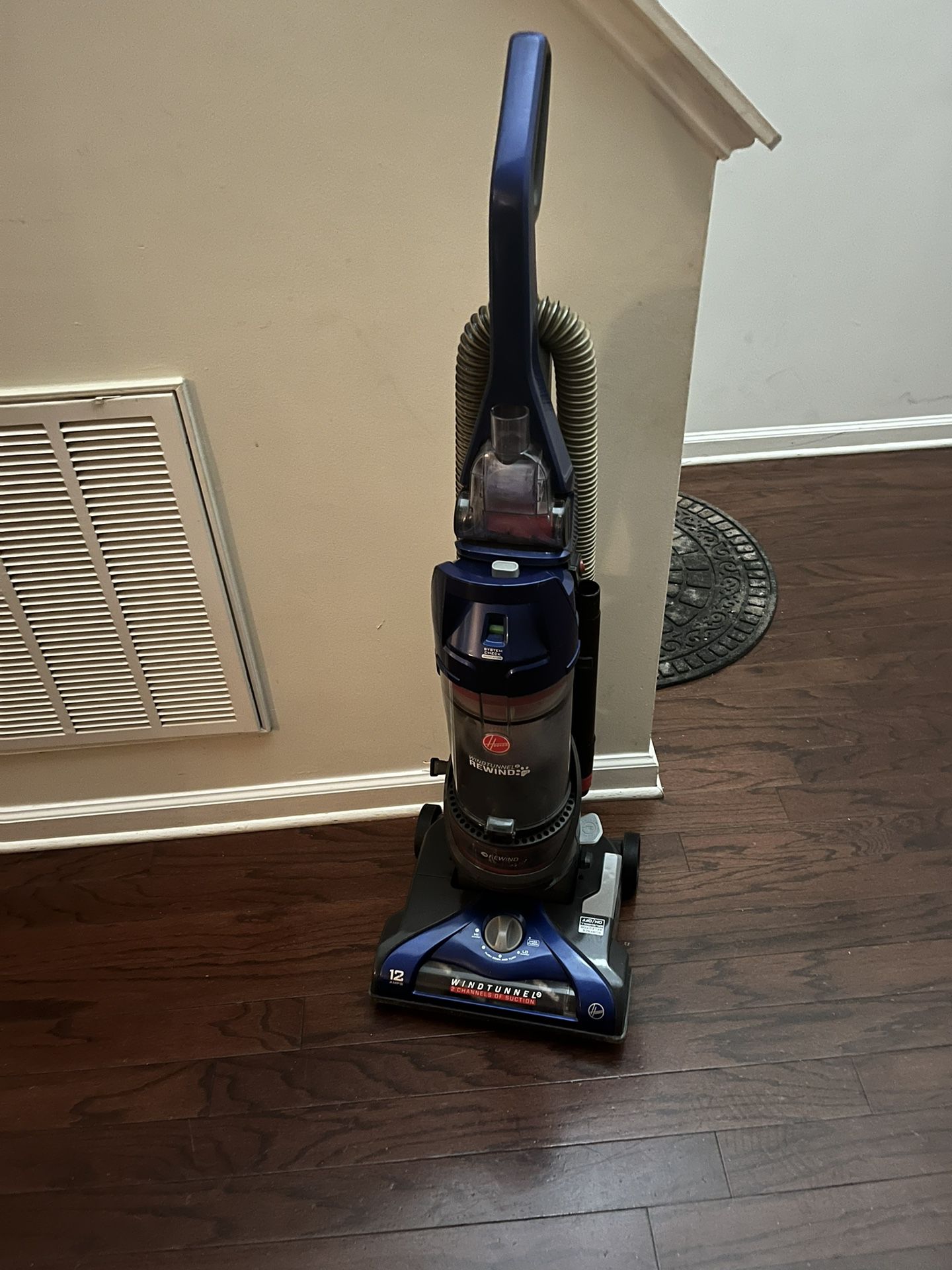 Hoover WindTunnel  Automatic Rewind Vacuum Cleaner 
