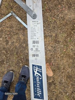 A-frame ladder 8 ft