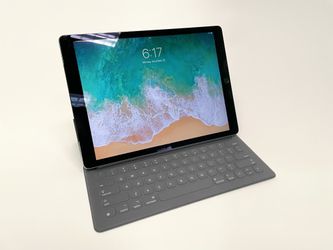 Apple iPad Pro (12.9-inch)