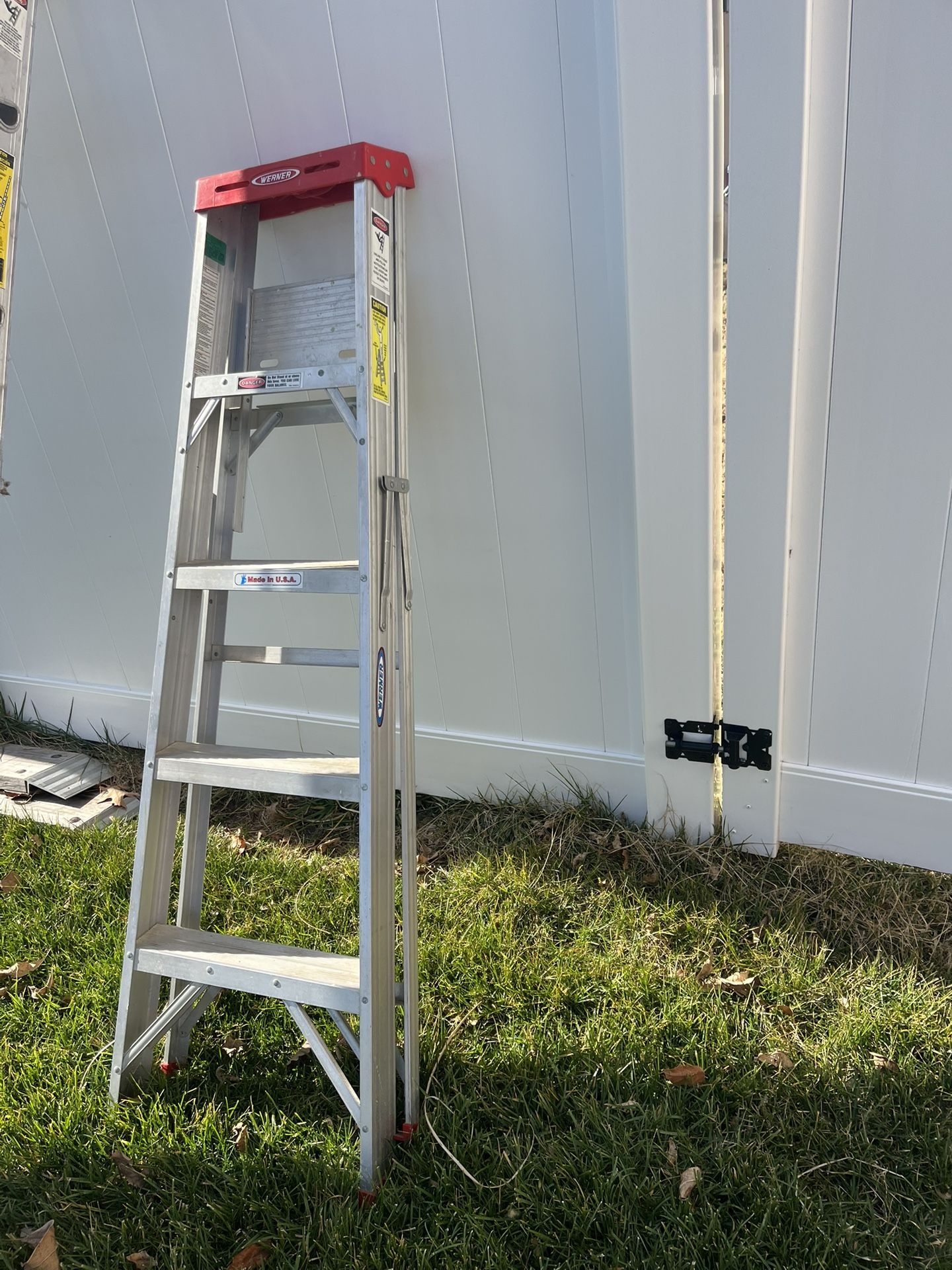 5 ft WERNER STEP LADDER