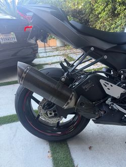 ZX6R (2013-2026) Akrapovič Carbon Fiber Slip-On Exhaust