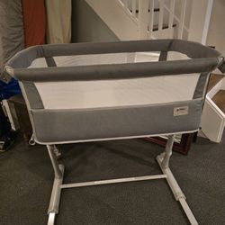 Ronbei Baby Bassinet
