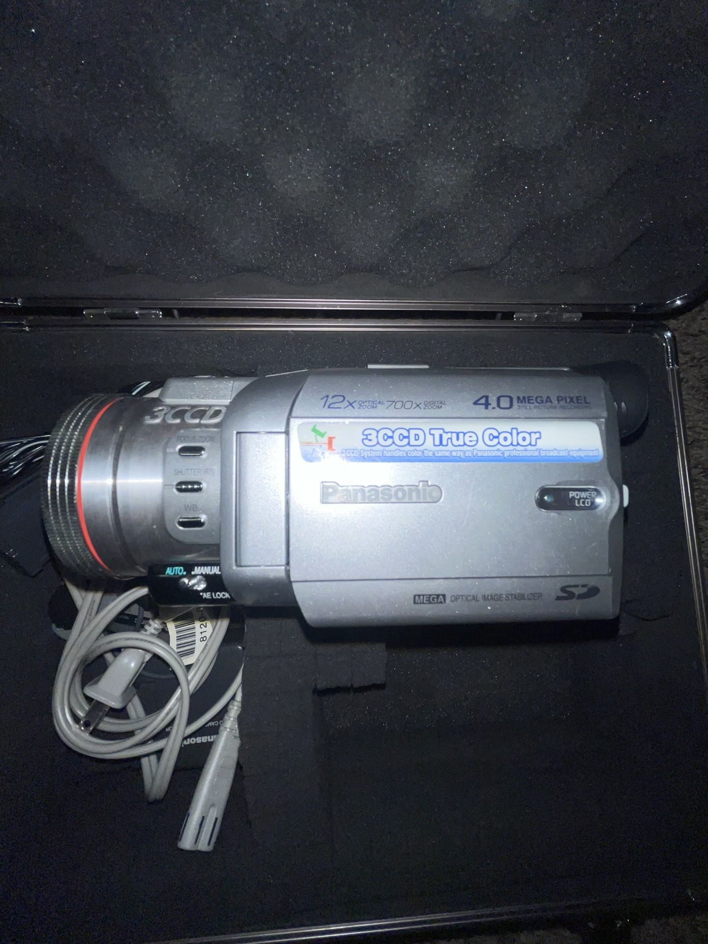 Panasonic PV-GS400 camcorder
