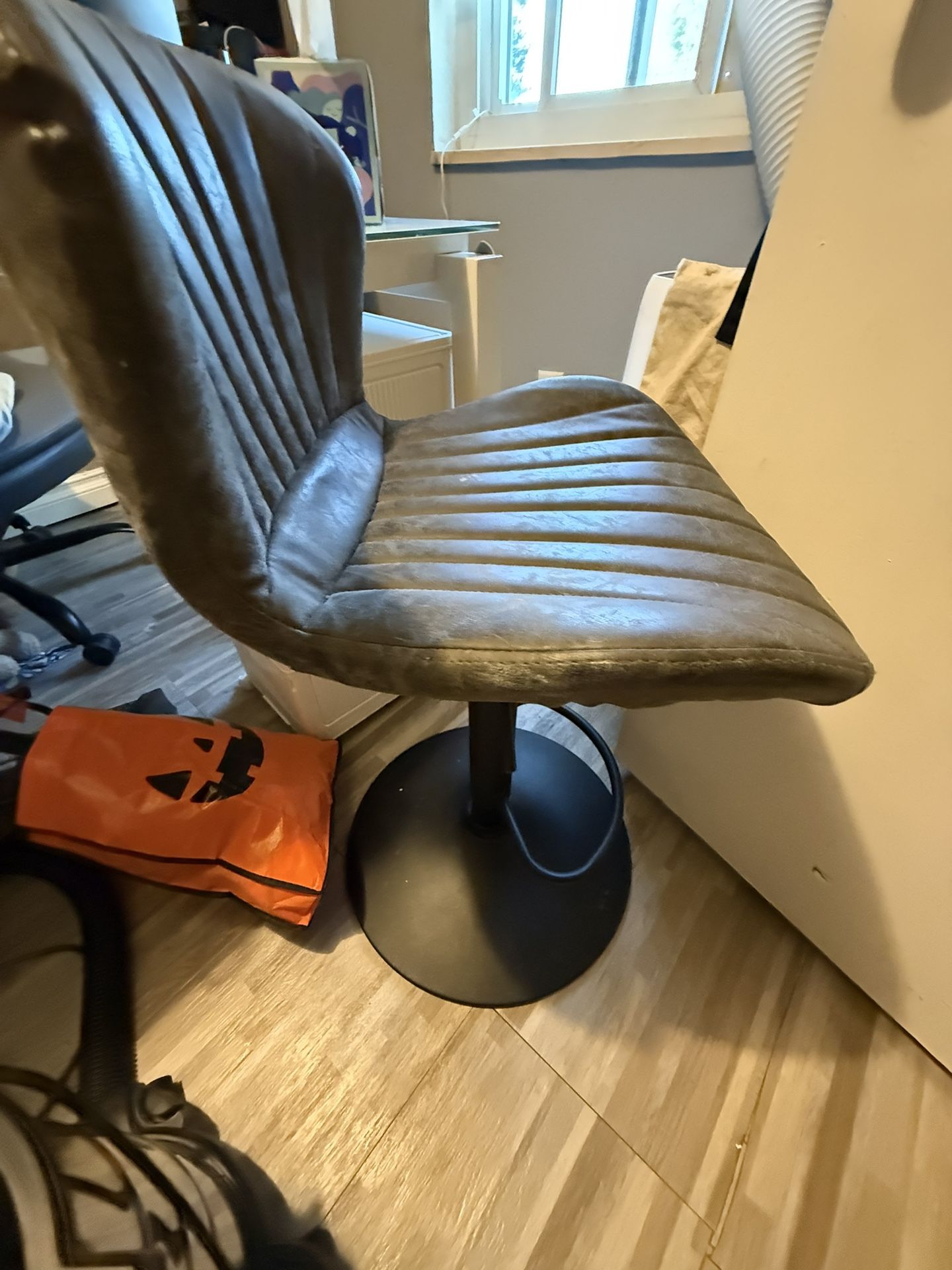 Up And Down Moving Chair