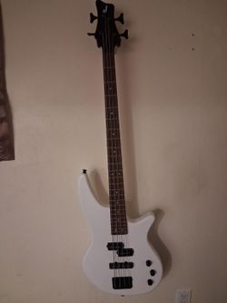 Jackson JS Series Spectra Bass JS2 – Snow White – Near Mint – $200 OBO