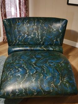 Vintage Mid-Century Modern Marbled Vinyl Chaise Lounge Chair