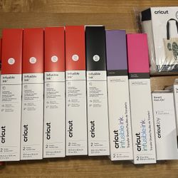 Cricut Film and Tote Bundle 