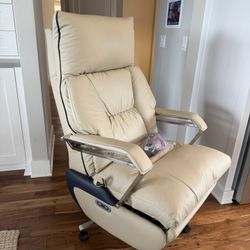 Electronic Reclining Chair