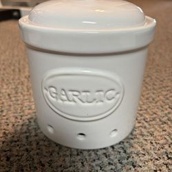 Large Garlic Keeper