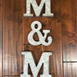 Metal Letter Decor