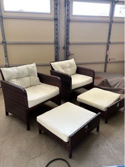 Patio furniture set