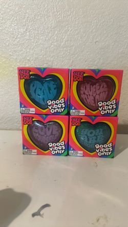 Brand new Needoh Good vibes only hearts