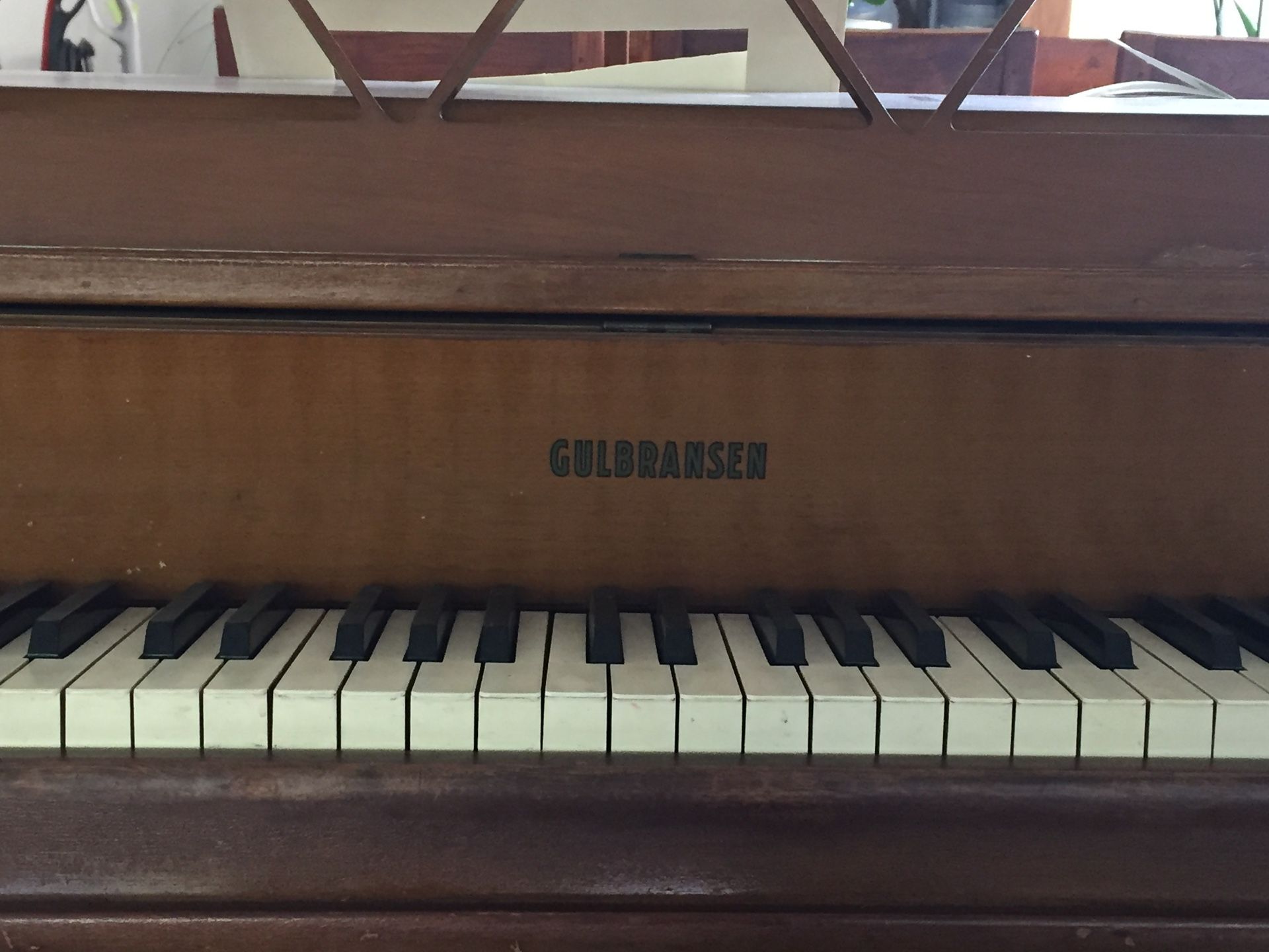 Vintage Piano 1949 gulbransen Upright $550 OBO