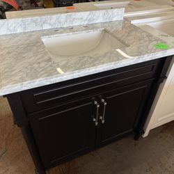 Aberdeen 36 in. Single Sink Black Bath Vanity with Carrara Marble Top