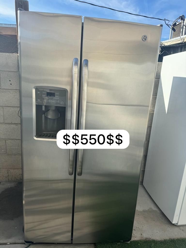 (Used normal wear) beautiful GE side by side refrigerator(1 Year Warranty)