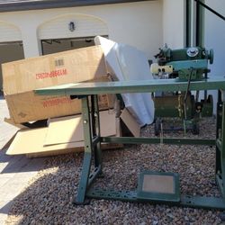 Chandler Industrial Blind Stitch / Hemming Machine w/ Table & Clutch Motor