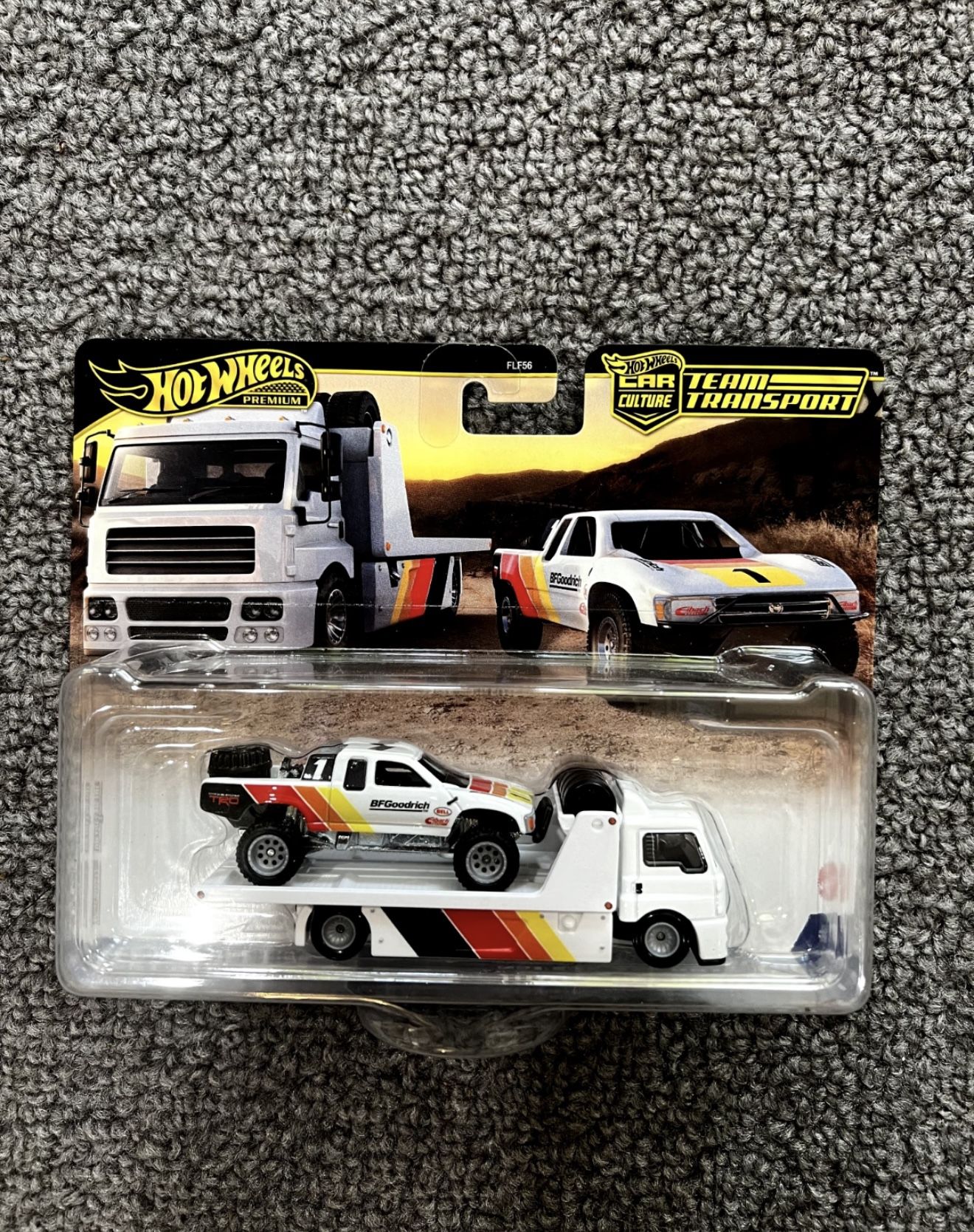 Hot Wheels Team Transport Toyota Off-Road Truck