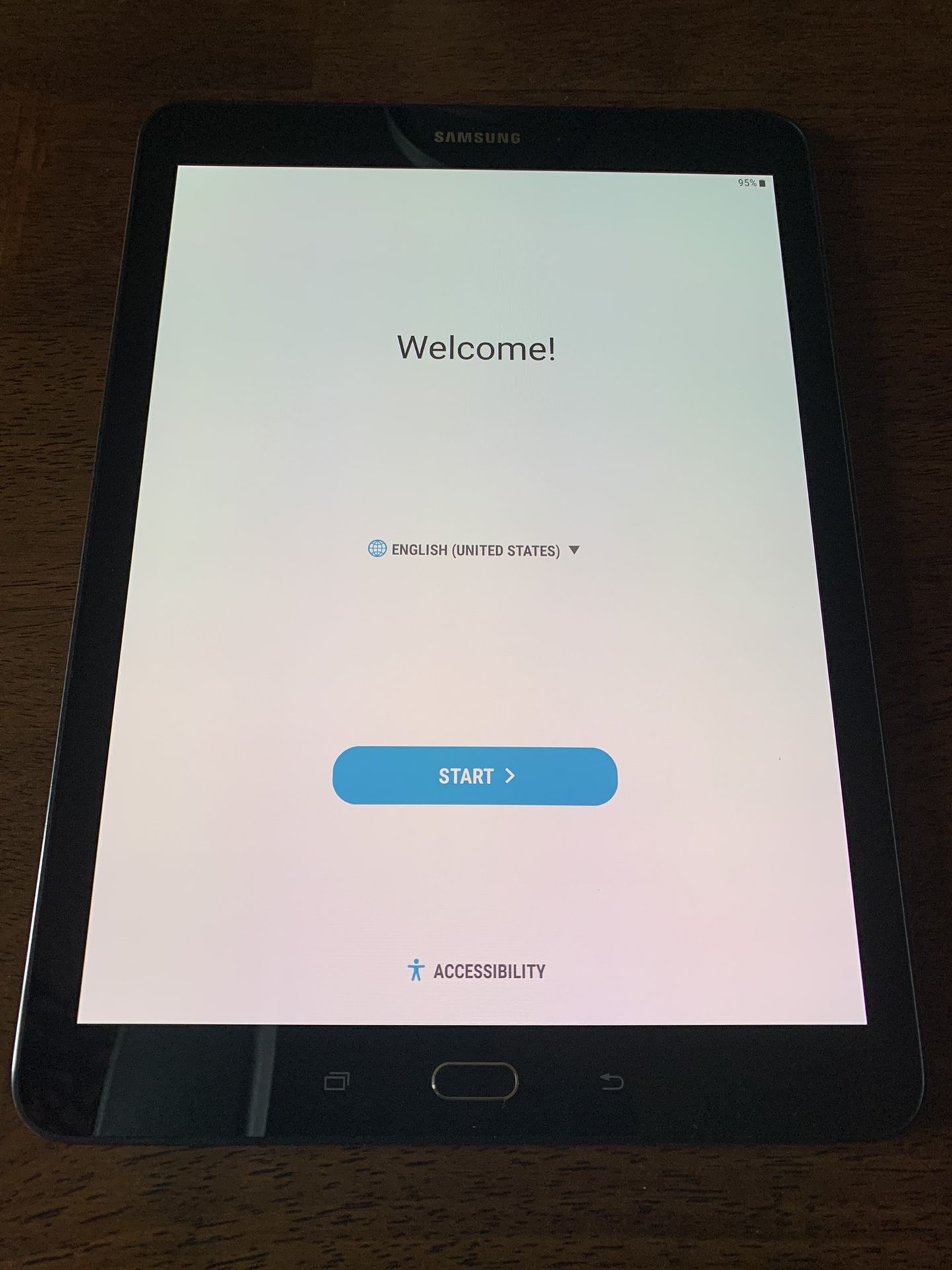 Samsung Galaxy Tab S2 SM-T813 9.7” TABLET (Black 64 GB) Wi-Fi & OtterBox Case