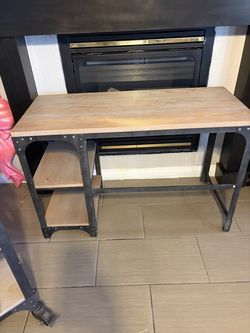 Kids desk and book shelve