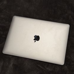 2020 MacBook Pro 13” | Intel i7 | 32GB RAM | 2TB SSD | Excellent Condition