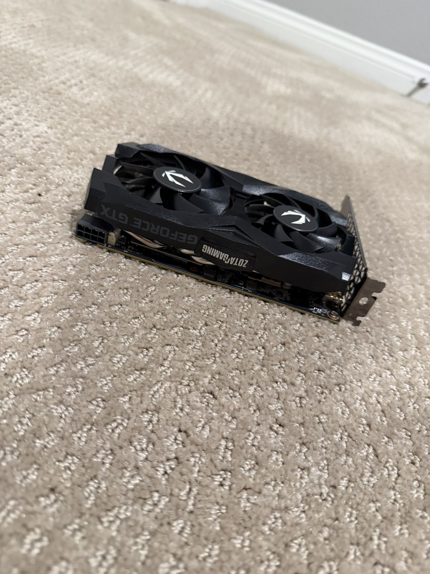 ZOTAC GAMING GeForce GTX 1660 SUPER Twin Fan graphics card