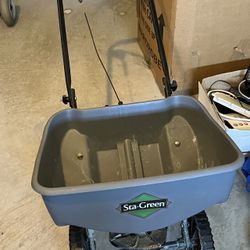 Sta Green spreader