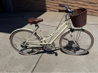Electra bike like new with 7 gears!
