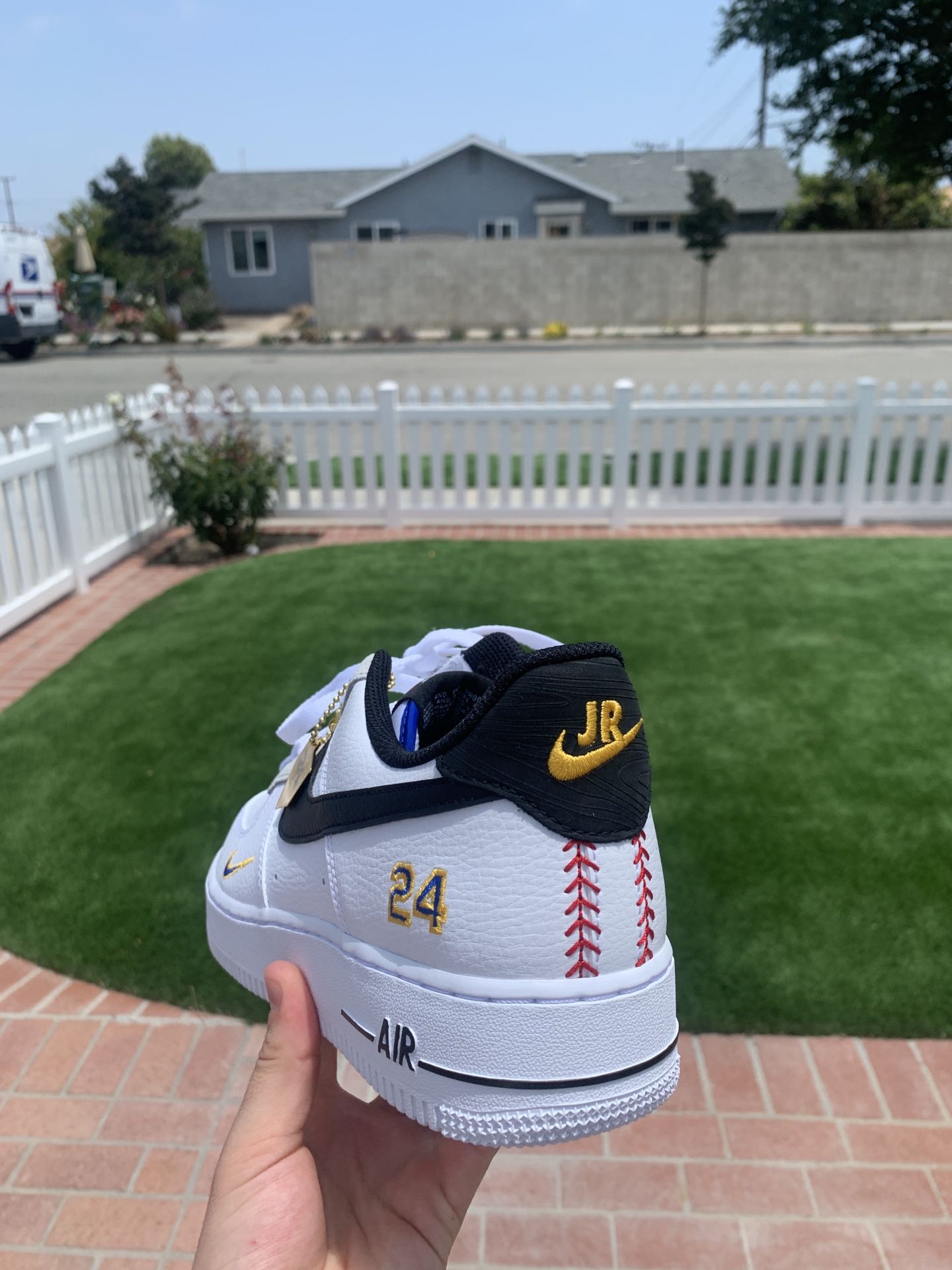 Nike AF1 Low Ken Griffey Jr. & Sr. for Sale in Huntington Beach, CA - OfferUp